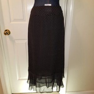 #368 NWT Traditions polka dot black white Skirt